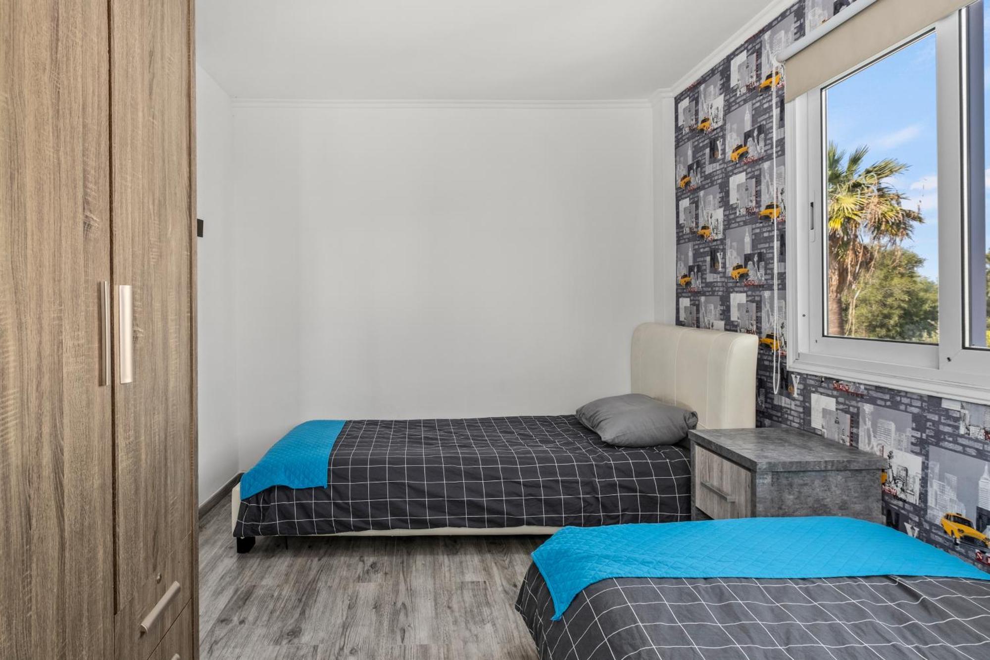 Demetris Apartment Meneou エクステリア 写真