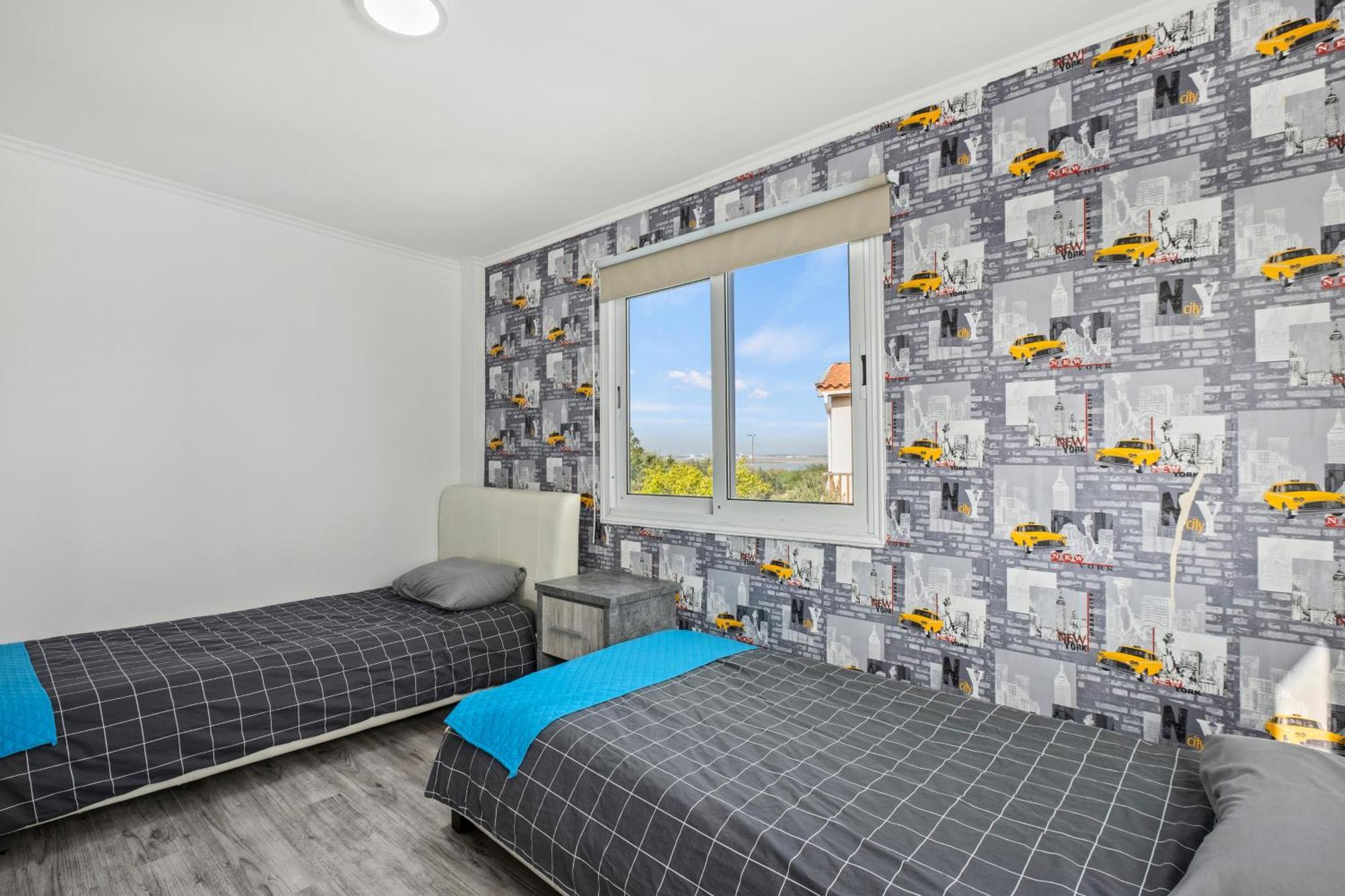 Demetris Apartment Meneou エクステリア 写真